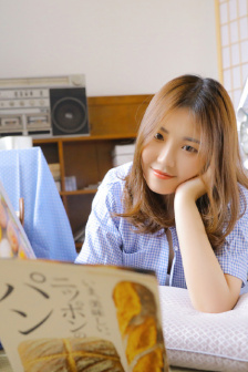 我女朋友的母亲
