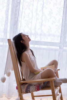 女生怎么让男生喜欢自己